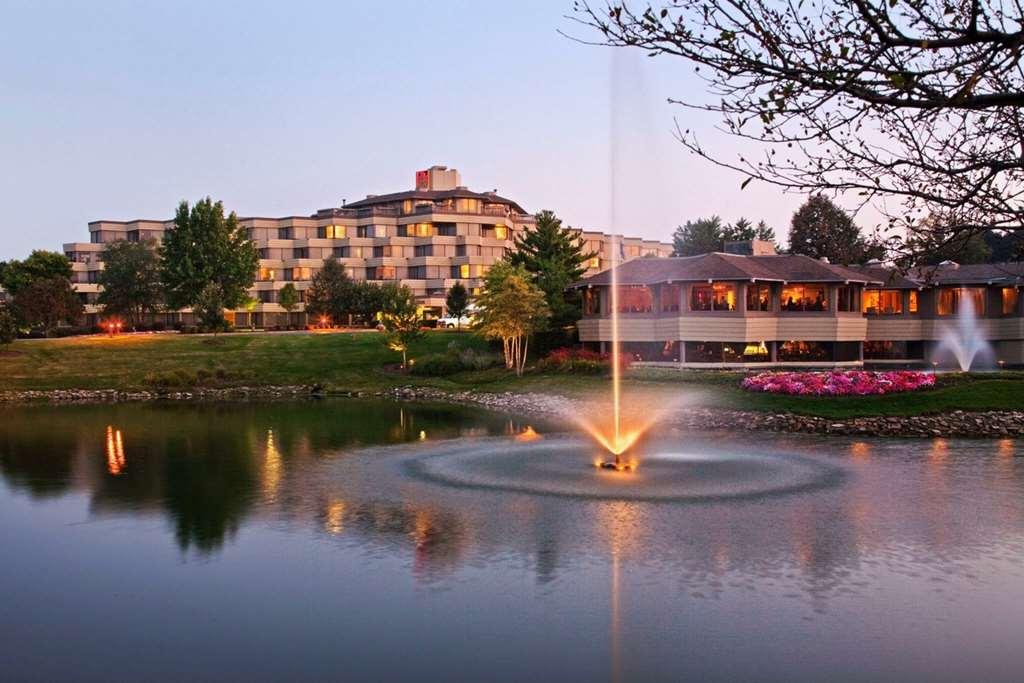 Indian Lakes Hotel Bloomingdale Exterior photo